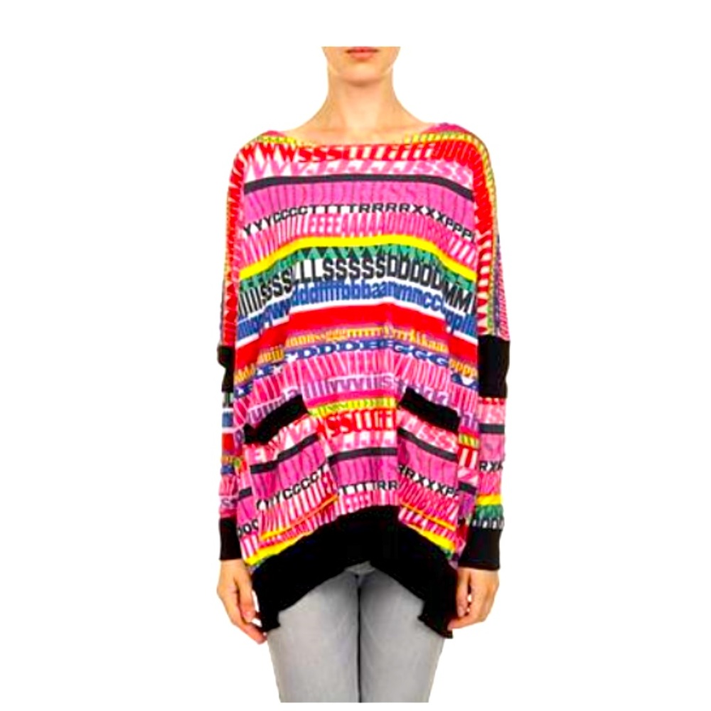 D&G 100% Wool Long Sleeve Sweater, Size 4 (US) - Fuchsia
Made in Italy